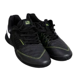 د فوټبال بوټ Lunar Gato